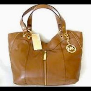 Brand new Michael Kors bag.